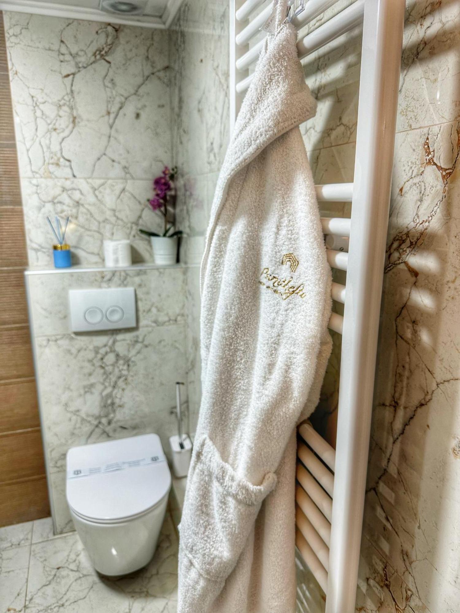 Psimithefto Luxury Apartments เทสซาโลนิกิ ภายนอก รูปภาพ
